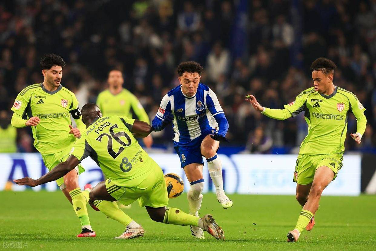 2026 世界杯举办地-包含克里夫兰骑士迎葡超关键赛，国际比赛日更衣室发声，引发热议，赛程密集仍需轮换的词条